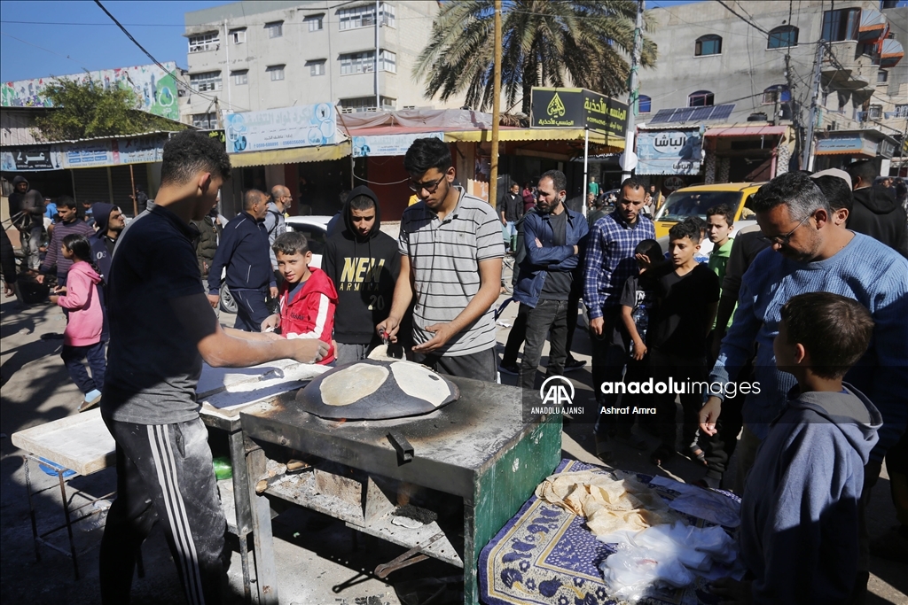 Hamas ile İsrail arasındaki "insani ara" devam ediyor