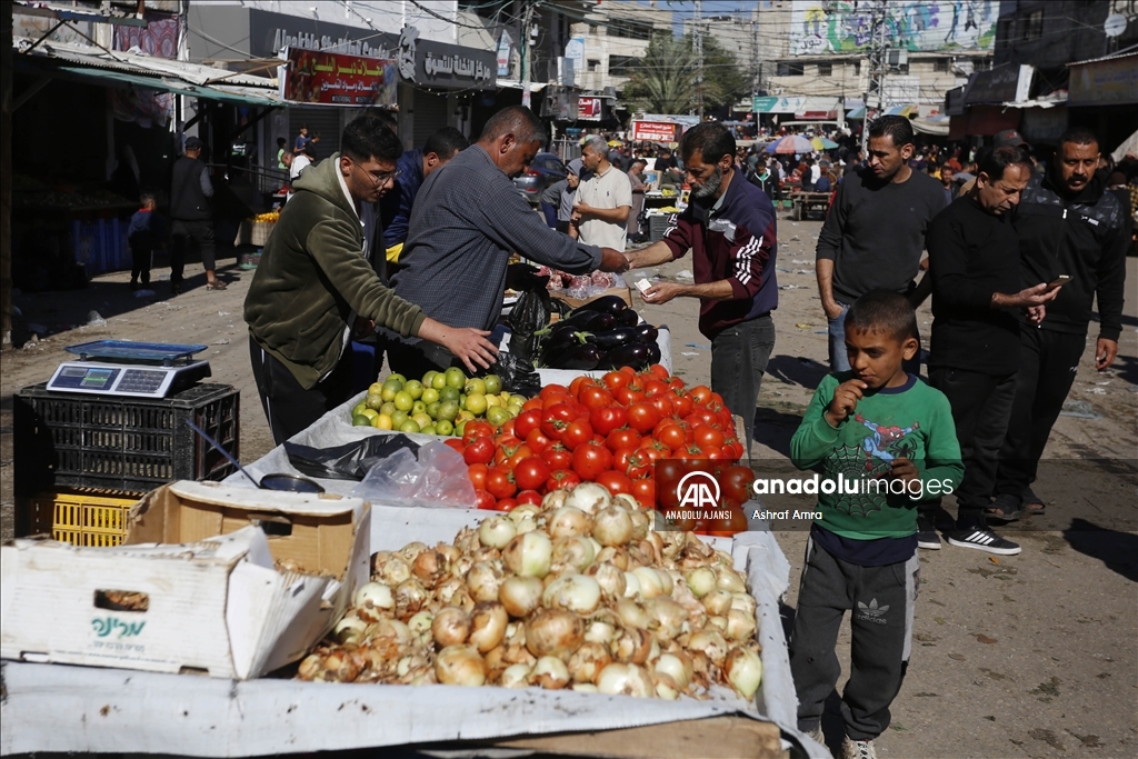 Hamas ile İsrail arasındaki "insani ara" devam ediyor