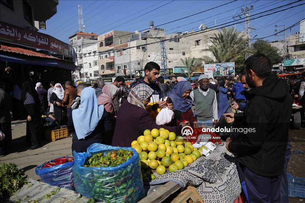 Hamas ile İsrail arasındaki "insani ara" devam ediyor