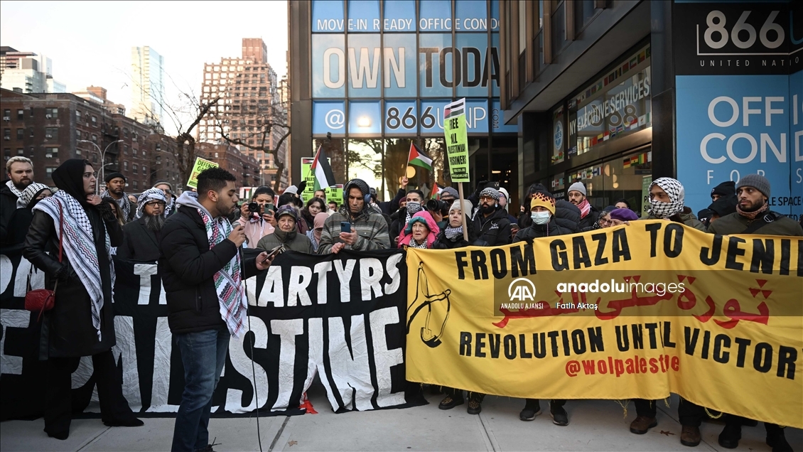 İsrail'in Gazze'ye yönelik saldırıları New York'ta protesto edildi