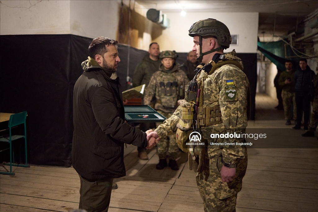 Ukrayna Devlet Başkanı  Zelenskiy, Harkiv bölgesini ziyaret etti