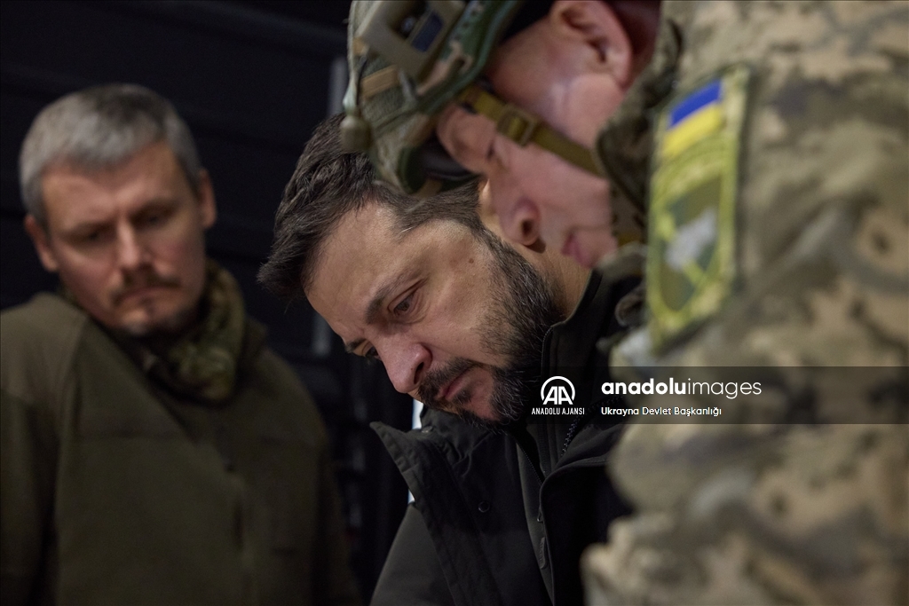 Ukrayna Devlet Başkanı  Zelenskiy, Harkiv bölgesini ziyaret etti