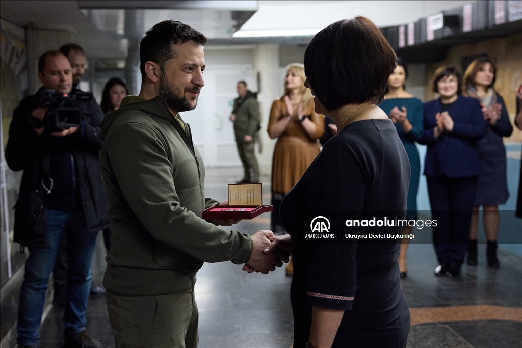 Ukrayna Devlet Başkanı  Zelenskiy, Harkiv bölgesini ziyaret etti