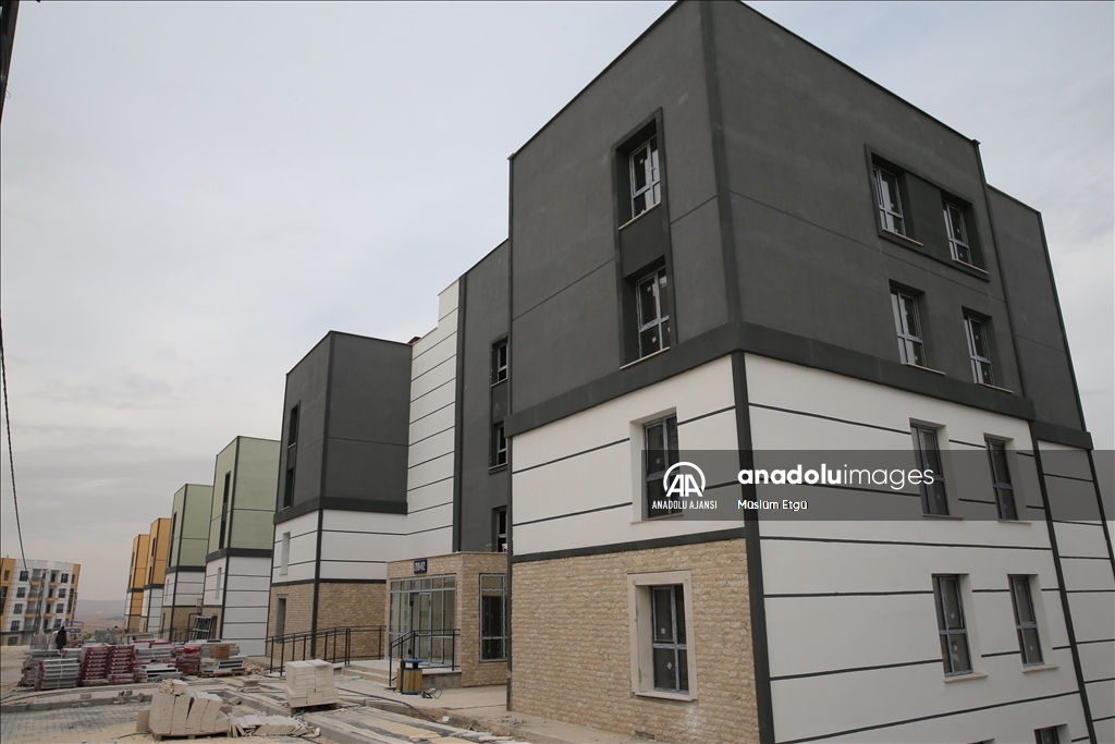 Şanlıurfa'daki 897 deprem konutu 1 ay içinde teslim edilecek