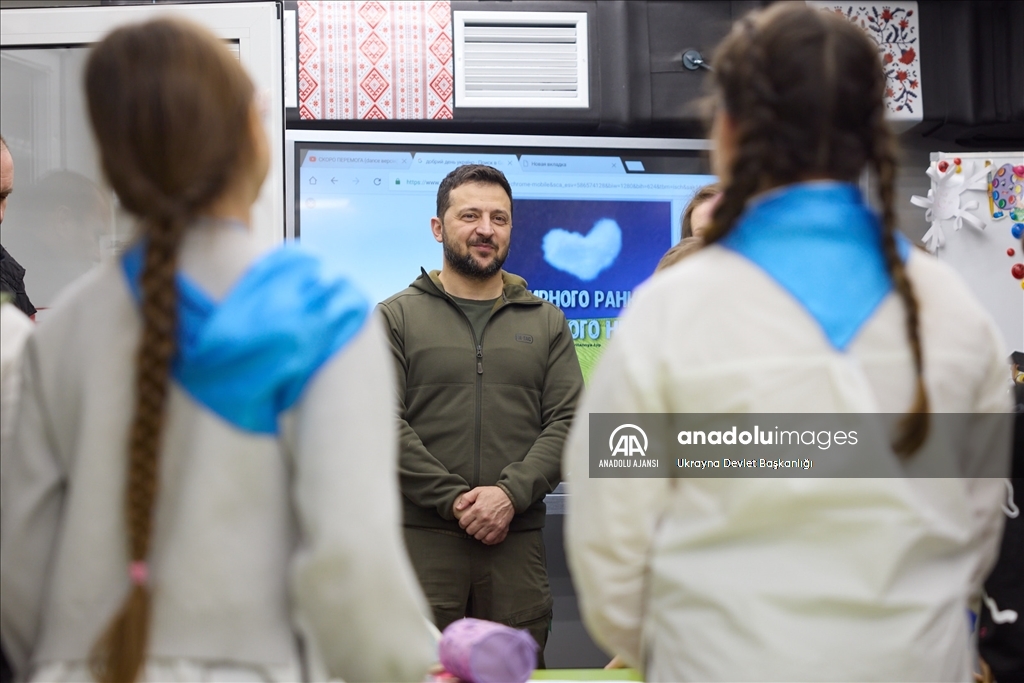 Ukrayna Devlet Başkanı  Zelenskiy, Harkiv bölgesini ziyaret etti