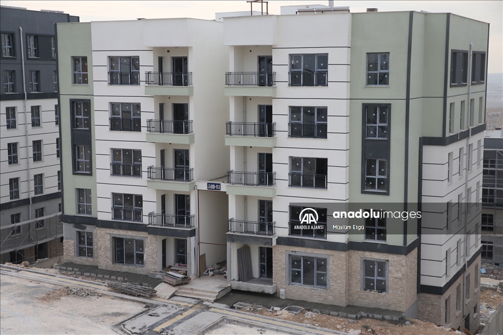 Şanlıurfa'daki 897 deprem konutu 1 ay içinde teslim edilecek