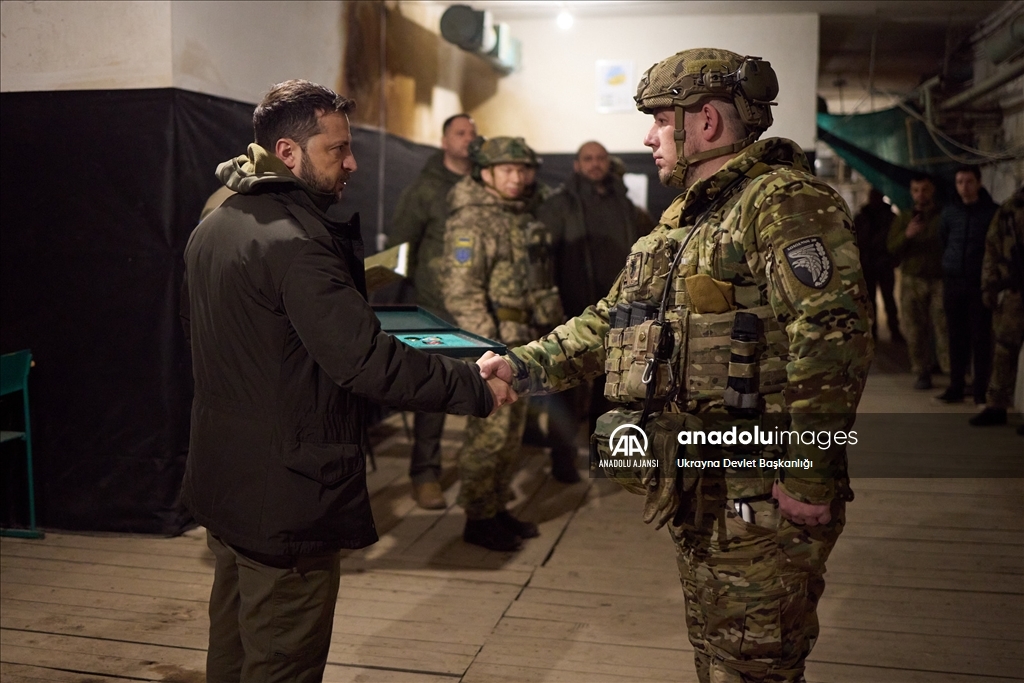 Ukrayna Devlet Başkanı  Zelenskiy, Harkiv bölgesini ziyaret etti