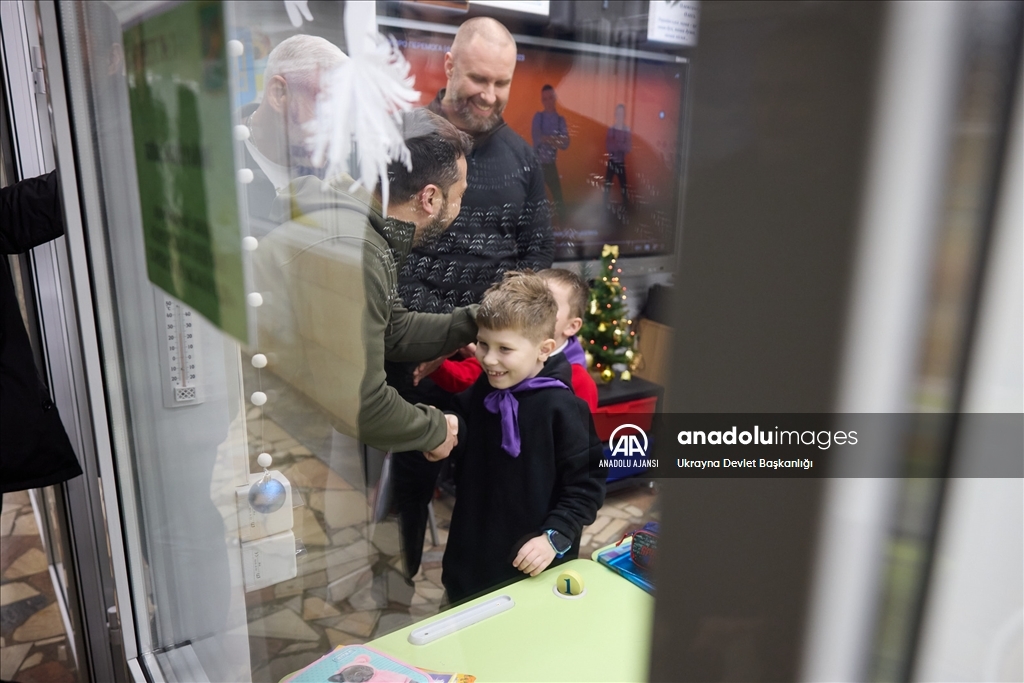 Ukrayna Devlet Başkanı  Zelenskiy, Harkiv bölgesini ziyaret etti