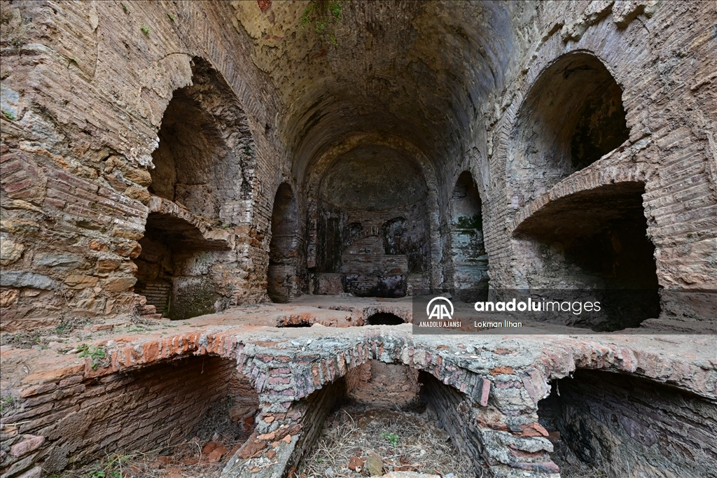 "Yedi Uyuyanlar" ile "Zeus" mağaraları, turizme katkı sağlıyor