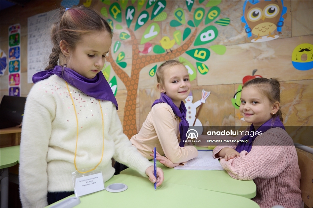 Ukrayna Devlet Başkanı  Zelenskiy, Harkiv bölgesini ziyaret etti