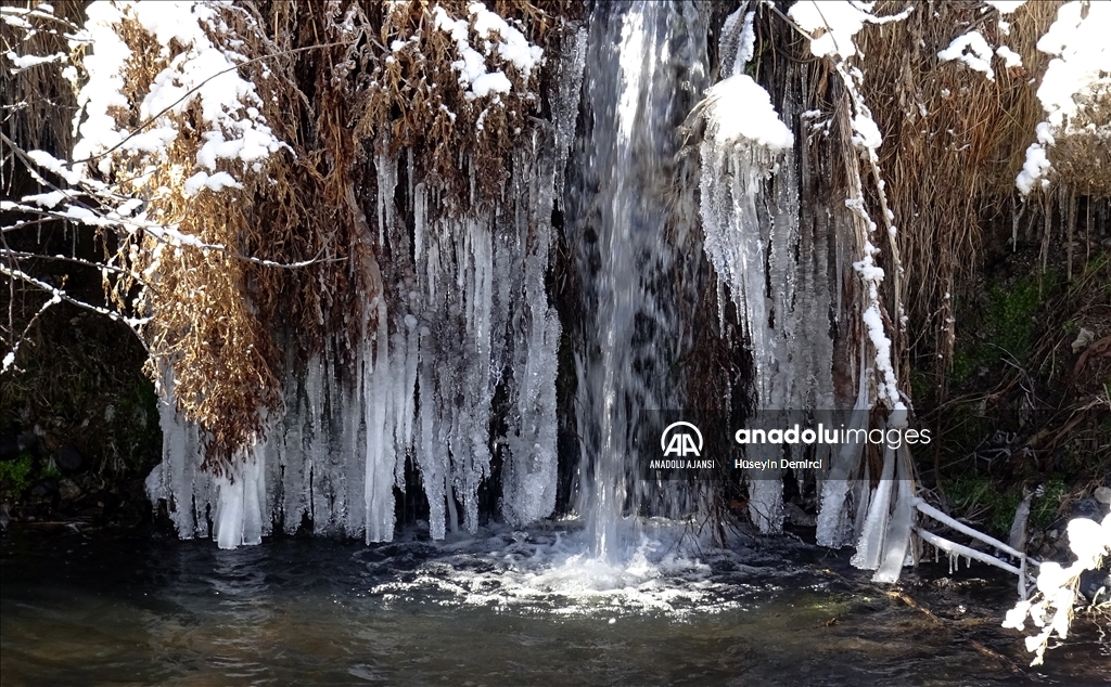 Kars'ta soğuk hava etkili oluyor