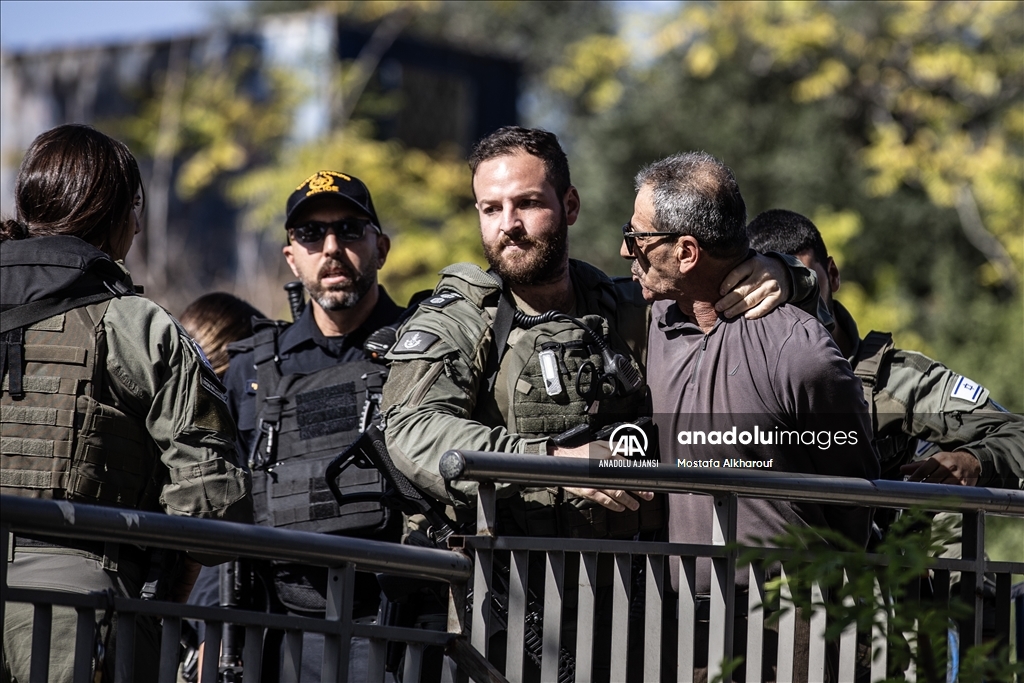 Mescid-i Aksa'da İsrail kısıtlaması devam ediyor
