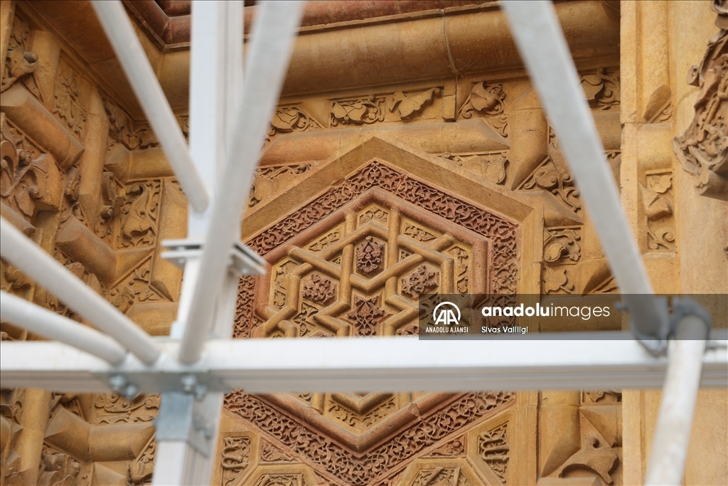 Divriği Ulu Camii ve Darüşşifası'ndaki restorasyonda sona yaklaşıldı