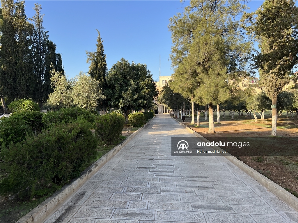 Mescid-i Aksa'da İsrail kısıtlaması devam ediyor