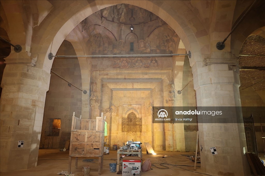 Divriği Ulu Camii ve Darüşşifası'ndaki restorasyonda sona yaklaşıldı