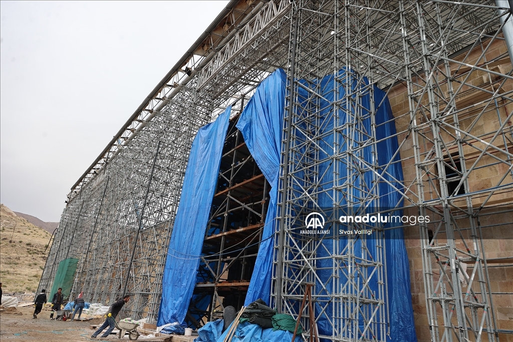 Divriği Ulu Camii ve Darüşşifası'ndaki restorasyonda sona yaklaşıldı