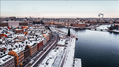 İsveç'in başkenti Stockholm'da kar yağışı