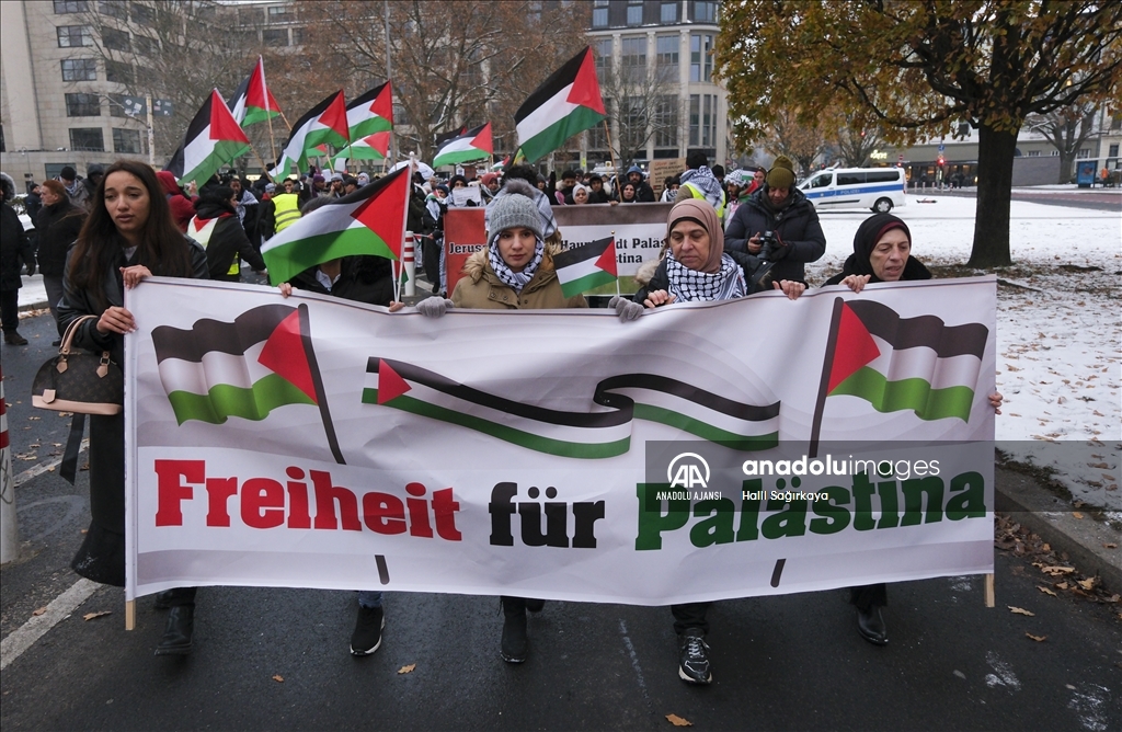 Berlin'de Filistin’e destek gösterisi