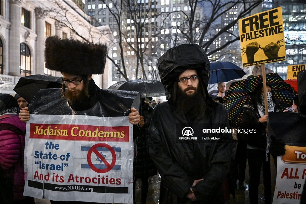 New York'ta Filistin'e destek gösterisi düzenledi