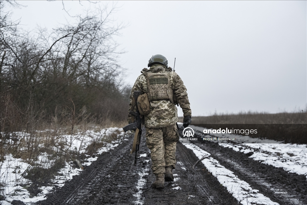 Ukrayna'nın Donetsk Oblastı'nda askeri hareketlilik sürüyor