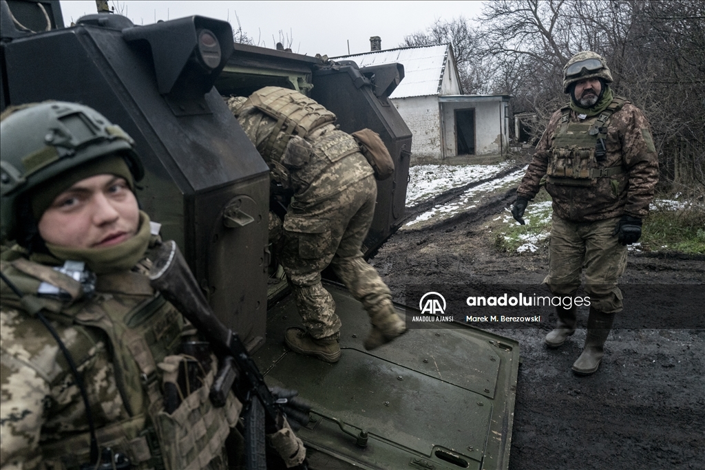 Ukrayna'nın Donetsk Oblastı'nda askeri hareketlilik sürüyor