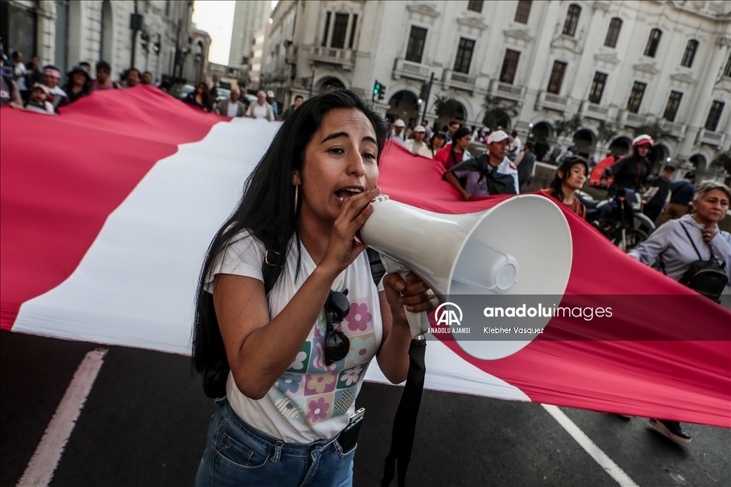 Peru'da hükümet karşıtı gösteri
