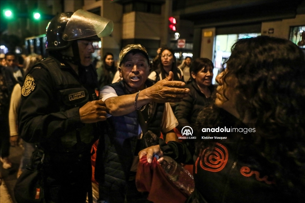 Peru'da hükümet karşıtı gösteri