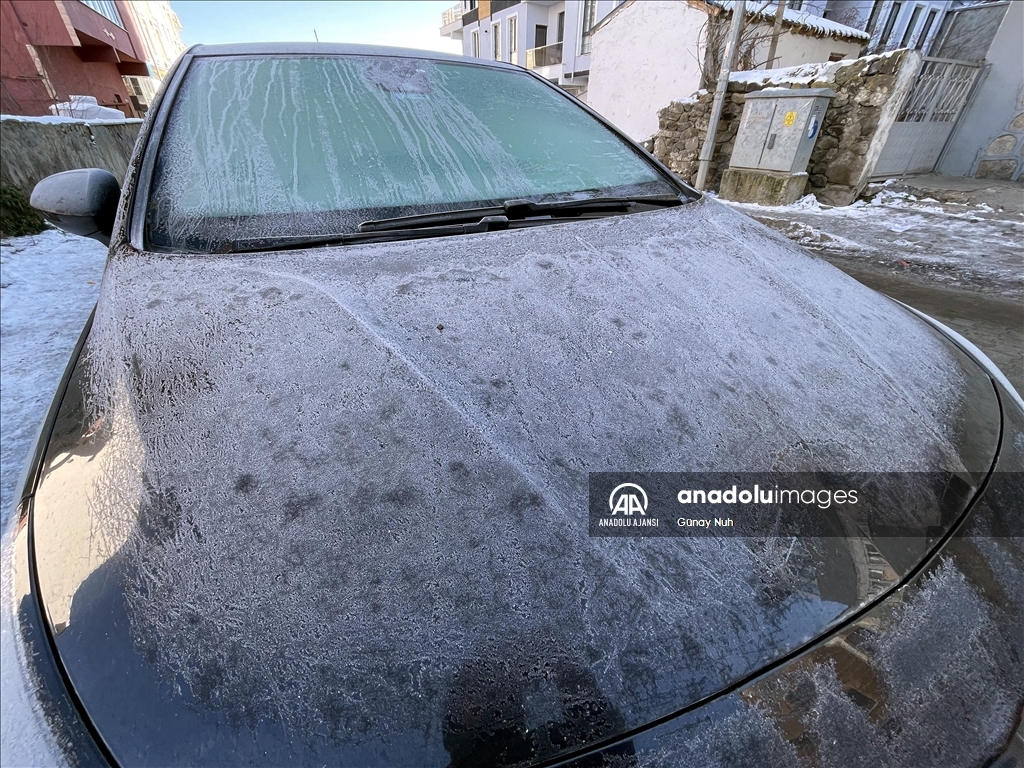 Ardahan'da soğuk hava etkisini sürdürüyor