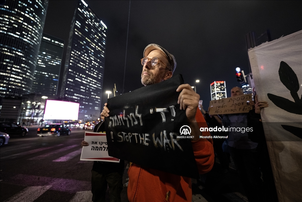 Israeli activists call for ceasefire in Tel Aviv