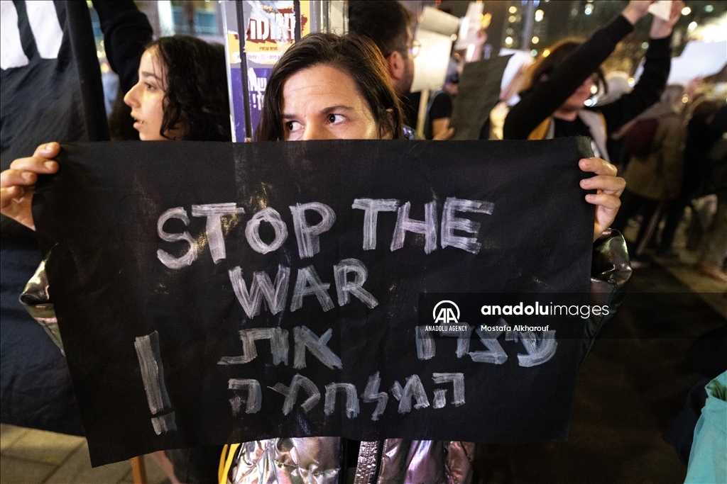 Israeli activists call for ceasefire in Tel Aviv