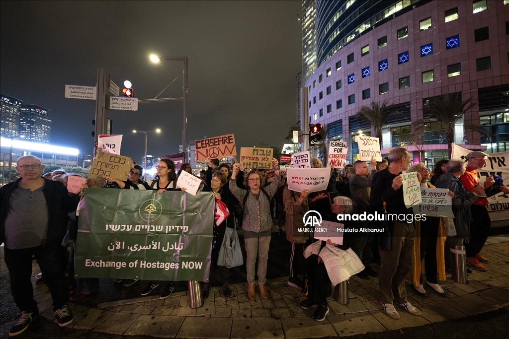 Israeli activists call for ceasefire in Tel Aviv