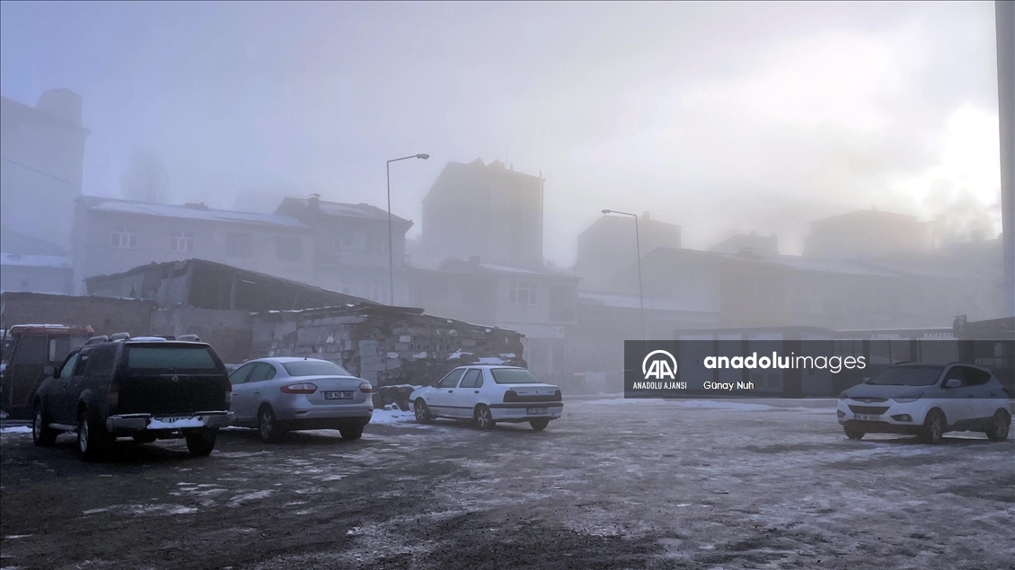 Soğuk hava ve sis etkili oldu