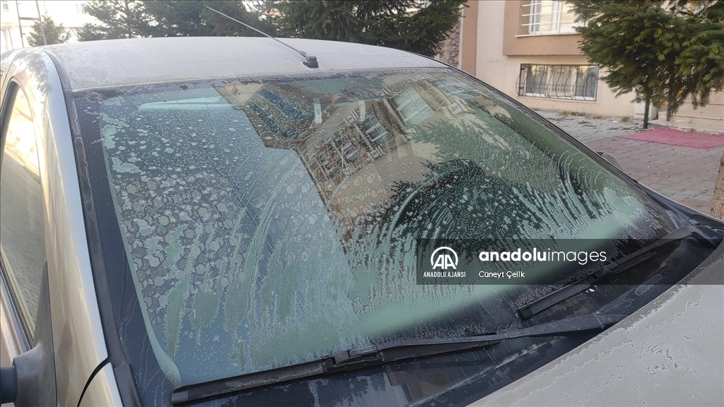 Kars'ta soğuk hava etkili oluyor