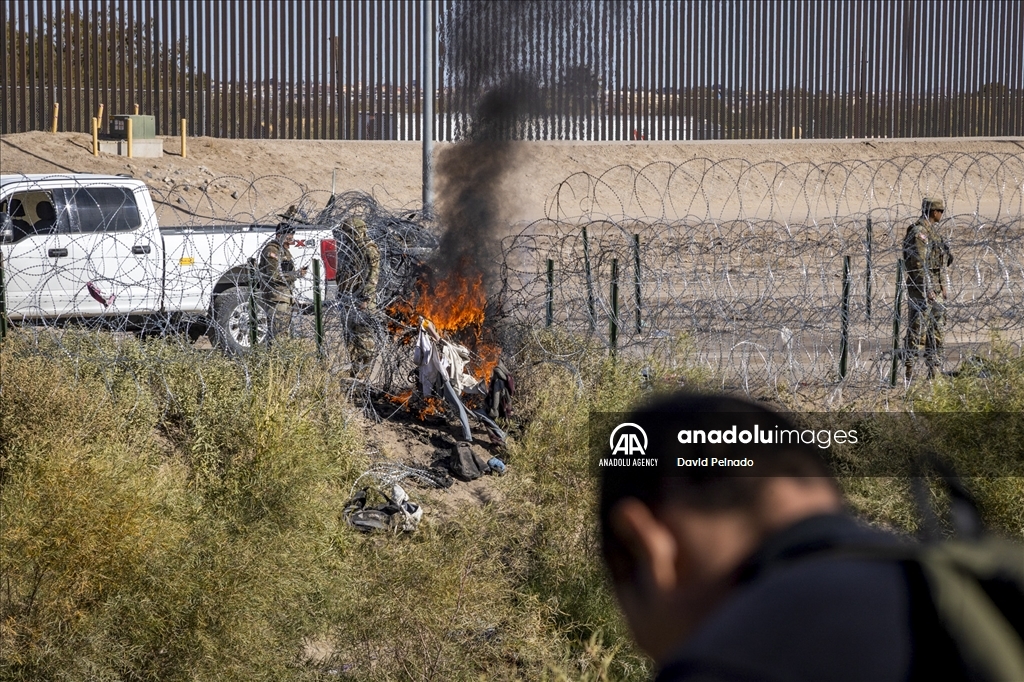 Migrants continue to cross the border between Mexico and the United States