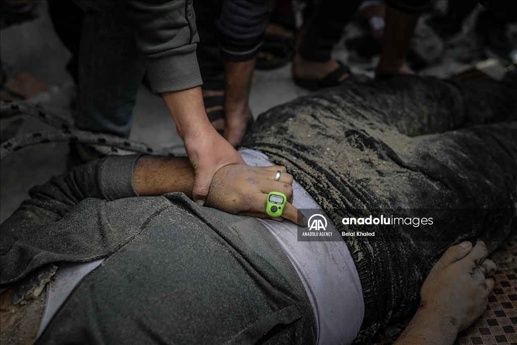 Israeli attacks on Gaza continue