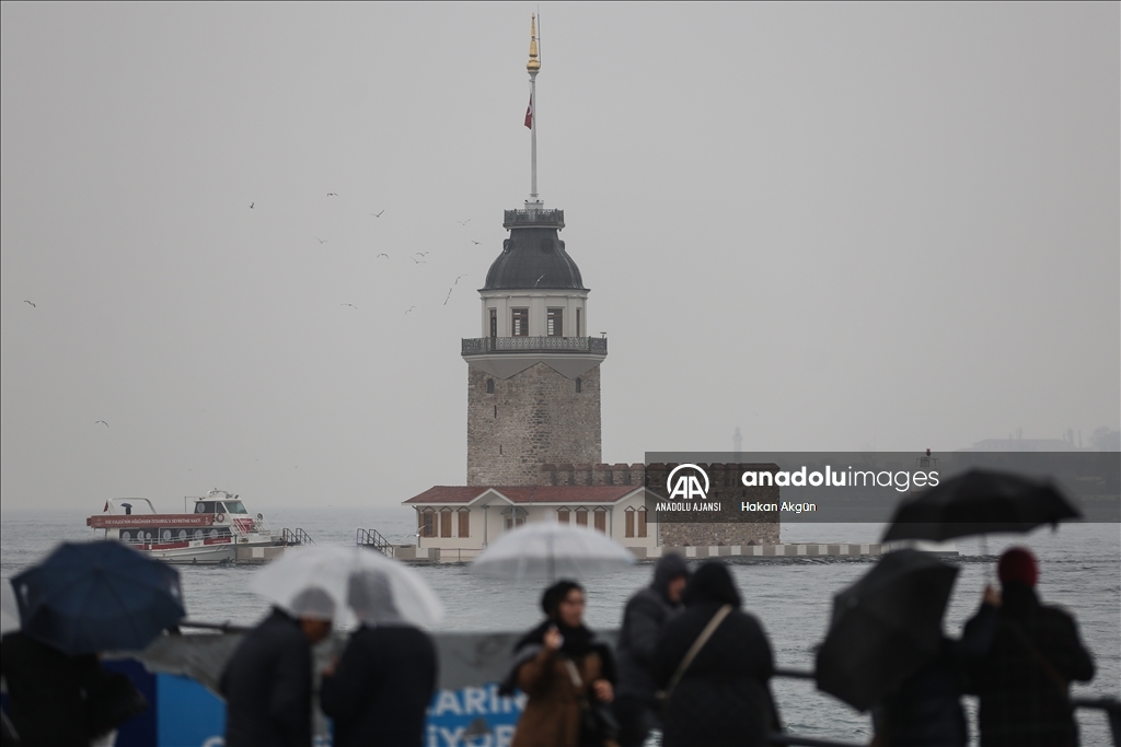 İstanbul'da puslu hava