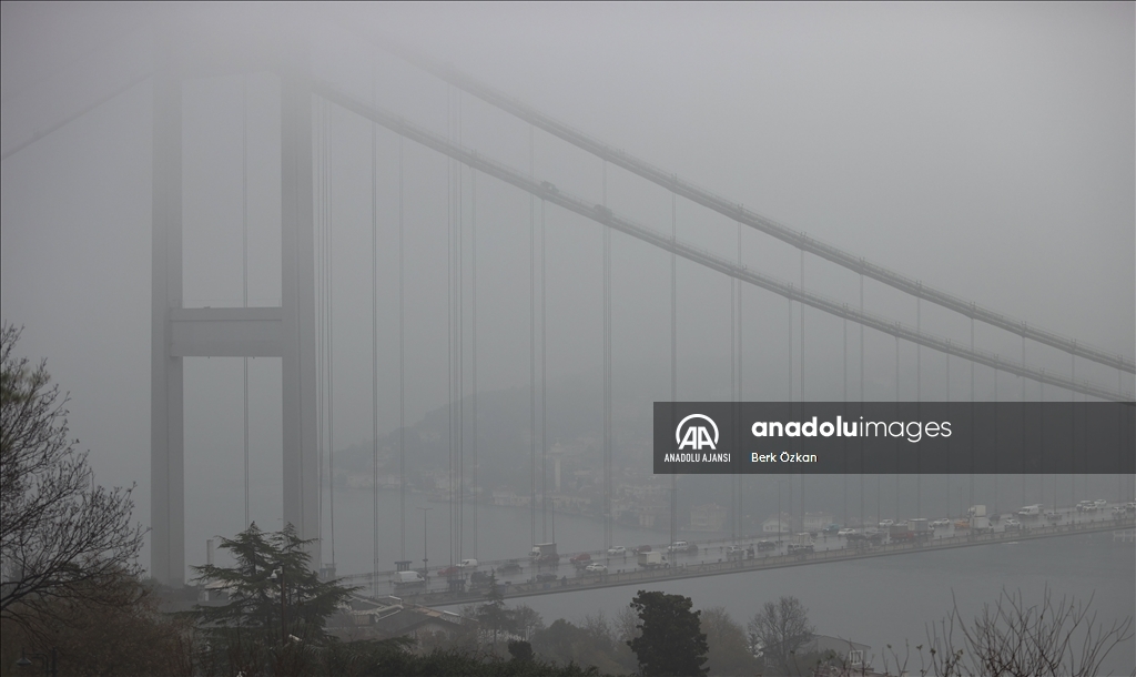 İstanbul'da puslu hava