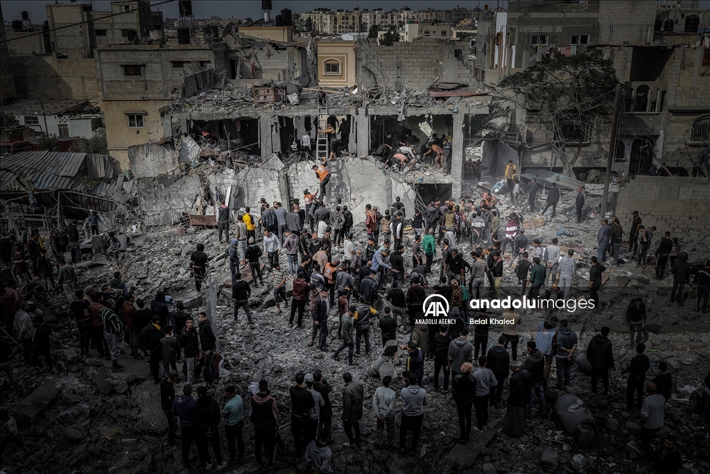Israeli attacks on Gaza continue