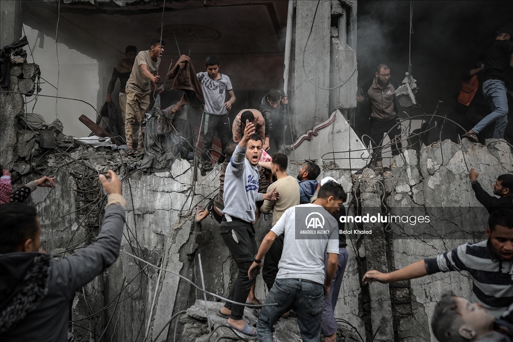 Israeli attacks on Gaza continue