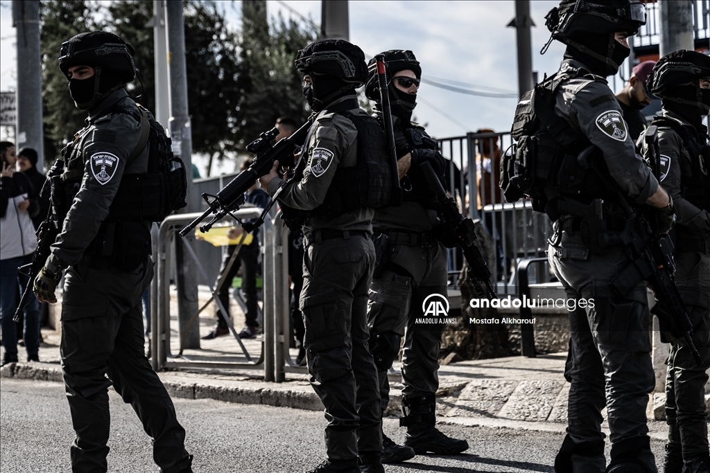Mescid-i Aksa'da İsrail kısıtlaması devam ediyor