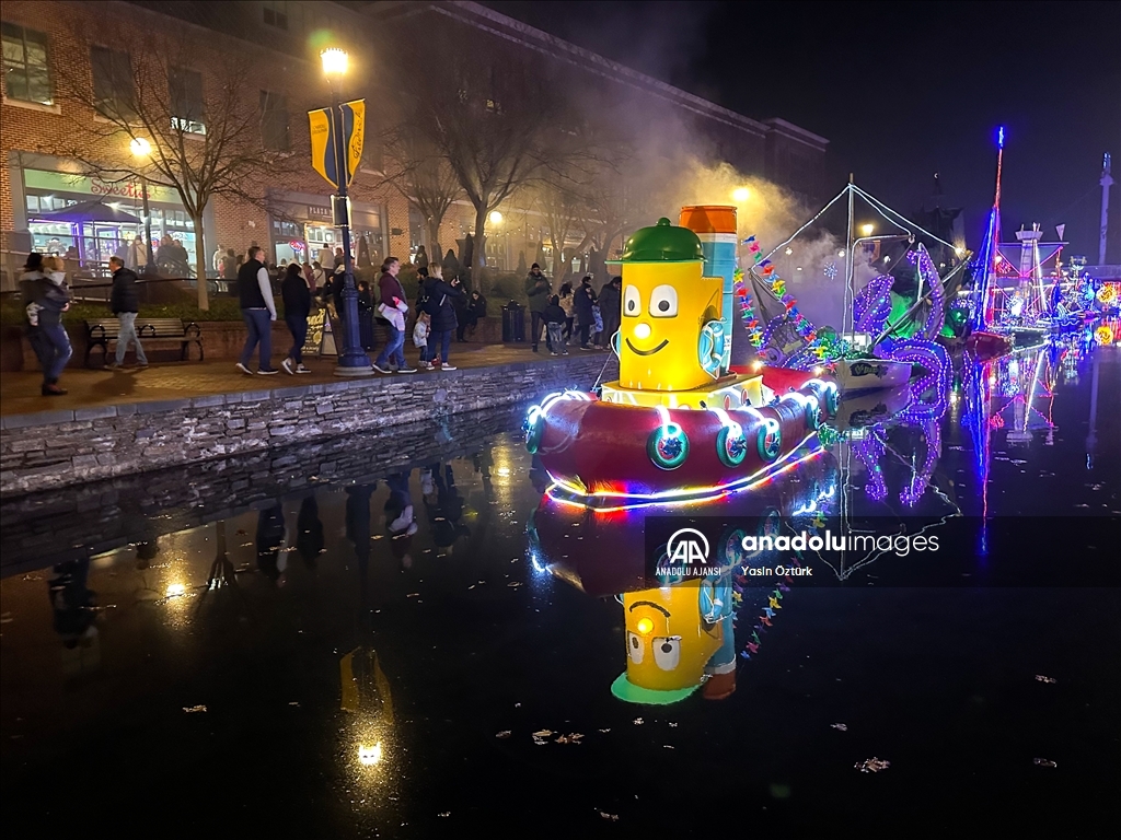 Maryland'deki ışıklı yelkenliler ilgi çekti