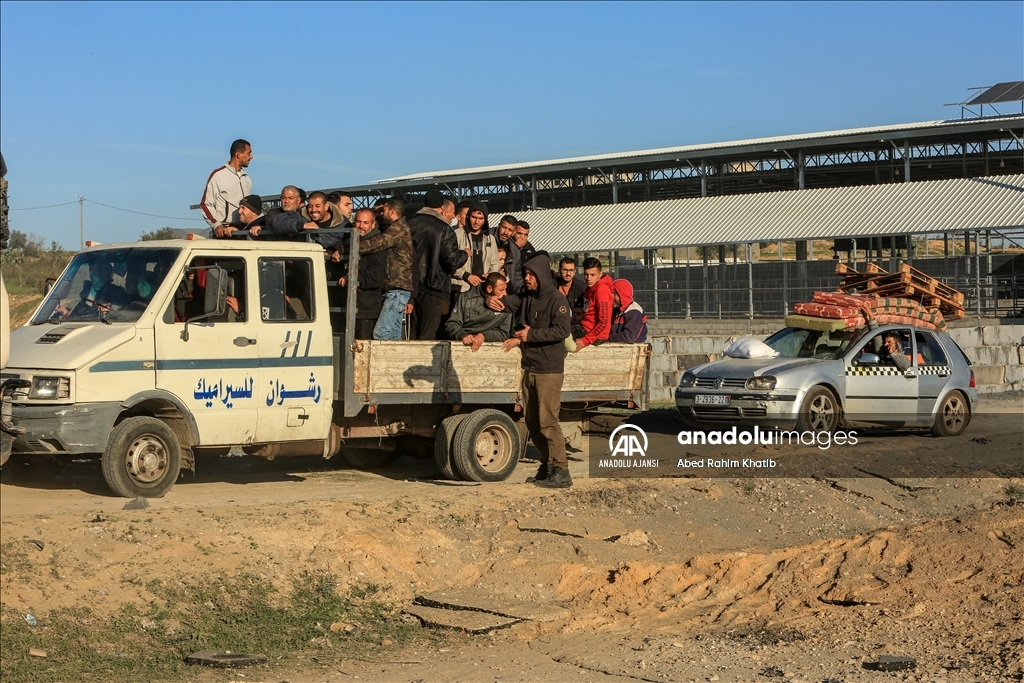 İsrail saldırıları nedeniyle Han Yunus'taki Filistinliler, Refah kentine göç etti