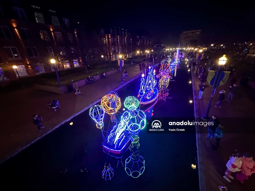 Maryland'deki ışıklı yelkenliler ilgi çekti