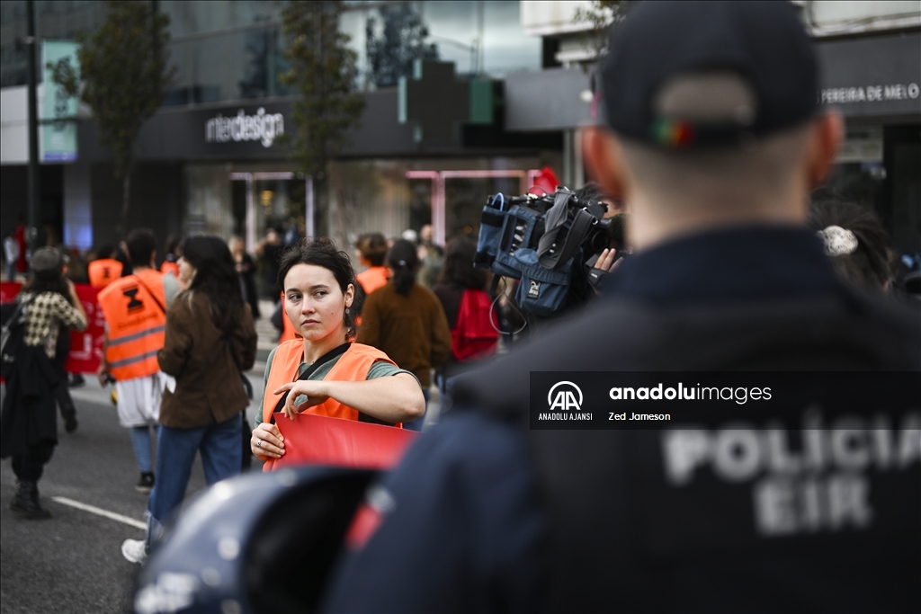 Portekiz'de ilkim değişikliği protestosu