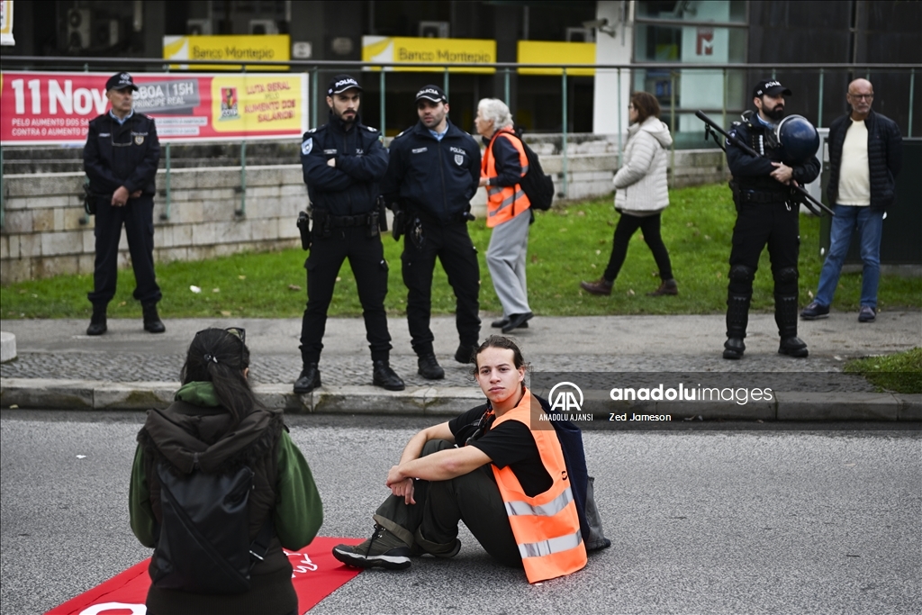 Portekiz'de ilkim değişikliği protestosu