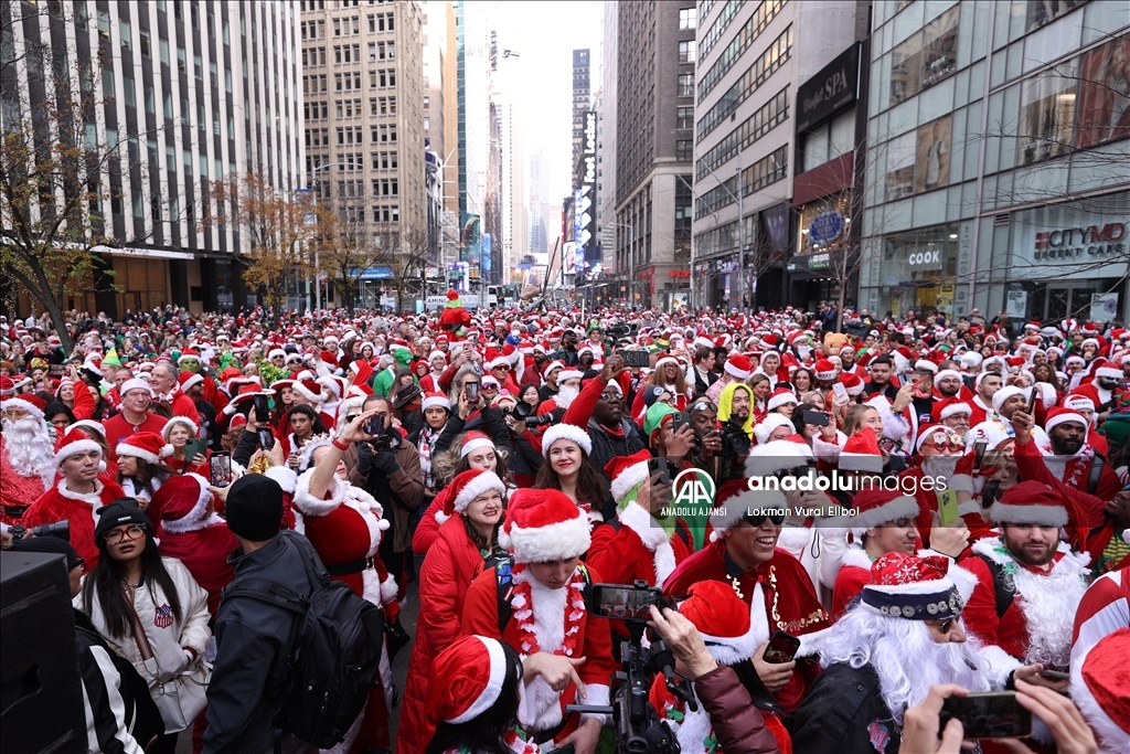 New York'ta SantaCon Günü - Anadolu Ajansı