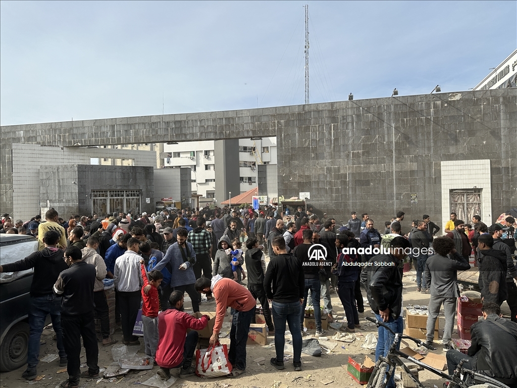 Palestinians sheltering in Al-Shifa Hospital continue to live under difficult conditions 