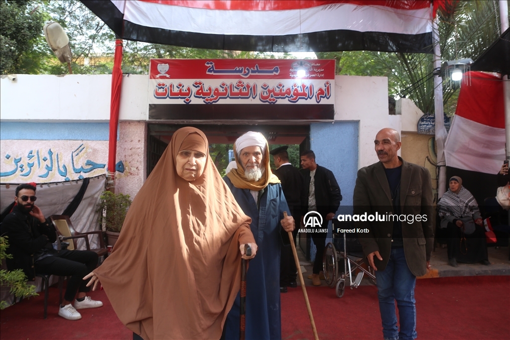Mısır'daki cumhurbaşkanlığı seçimleri ikinci gününde devam ediyor