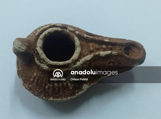 Perre Antik Kenti'ndeki kazılarda oda ve tuğla mezarlar ortaya çıktı