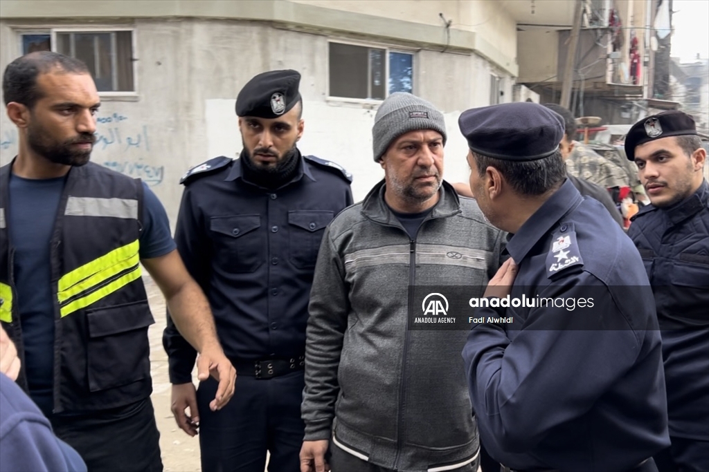 ظهور لافت للشرطة الفلسطينية بقطاع غزة رغم ضراوة المعارك